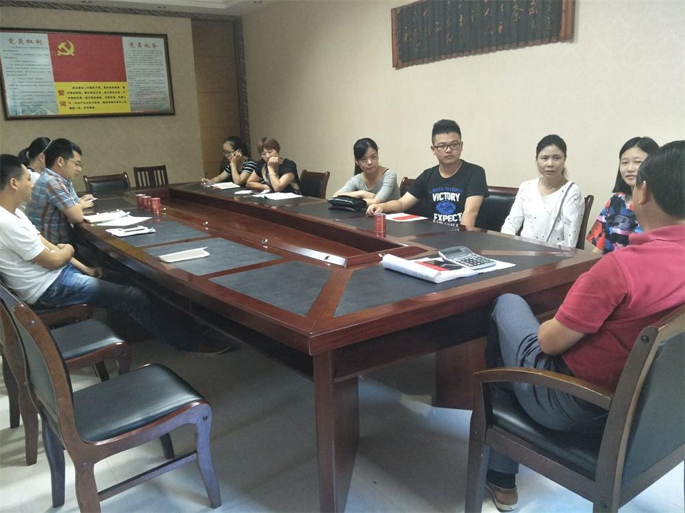 福建易順建筑工程有限公司2017年第一屆：“金秋助學，學子圓夢，誠信你我，感恩社會”