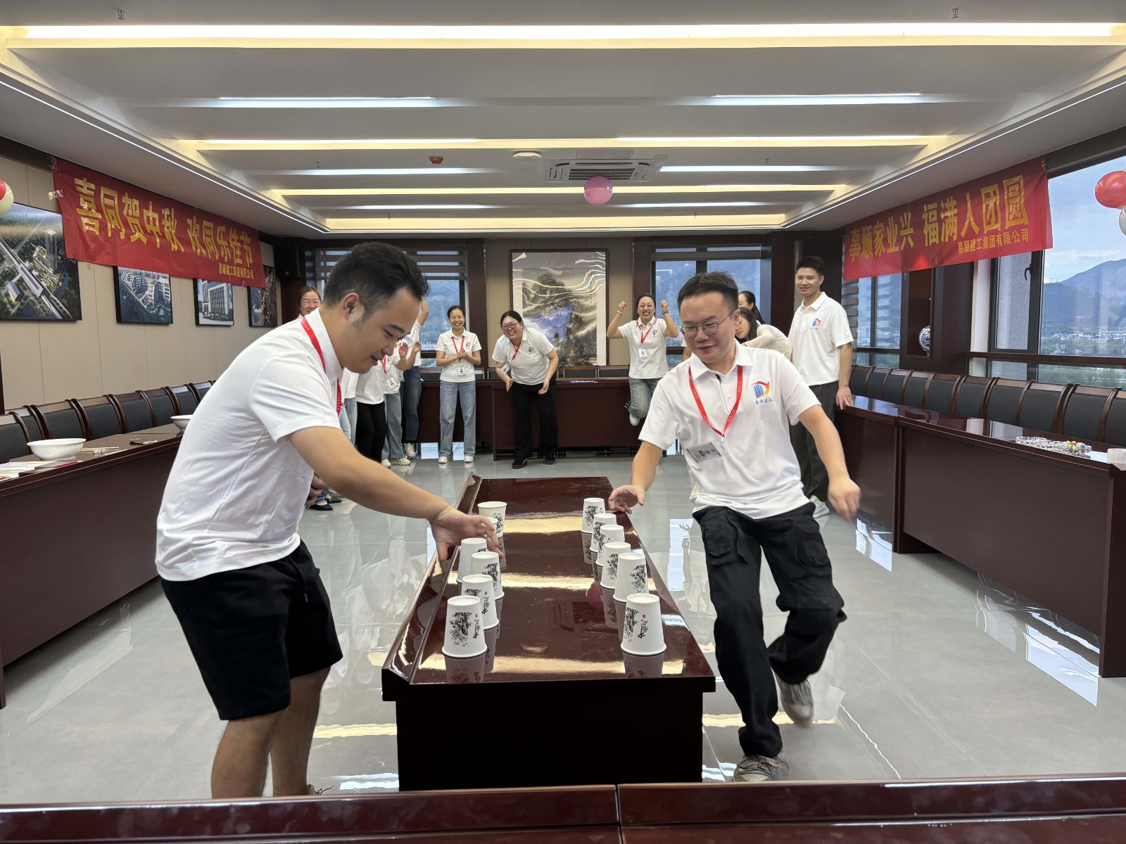 “易聚中秋團圓意，順啟事業新篇章”易順建工集團2024年中秋活動圓滿舉行