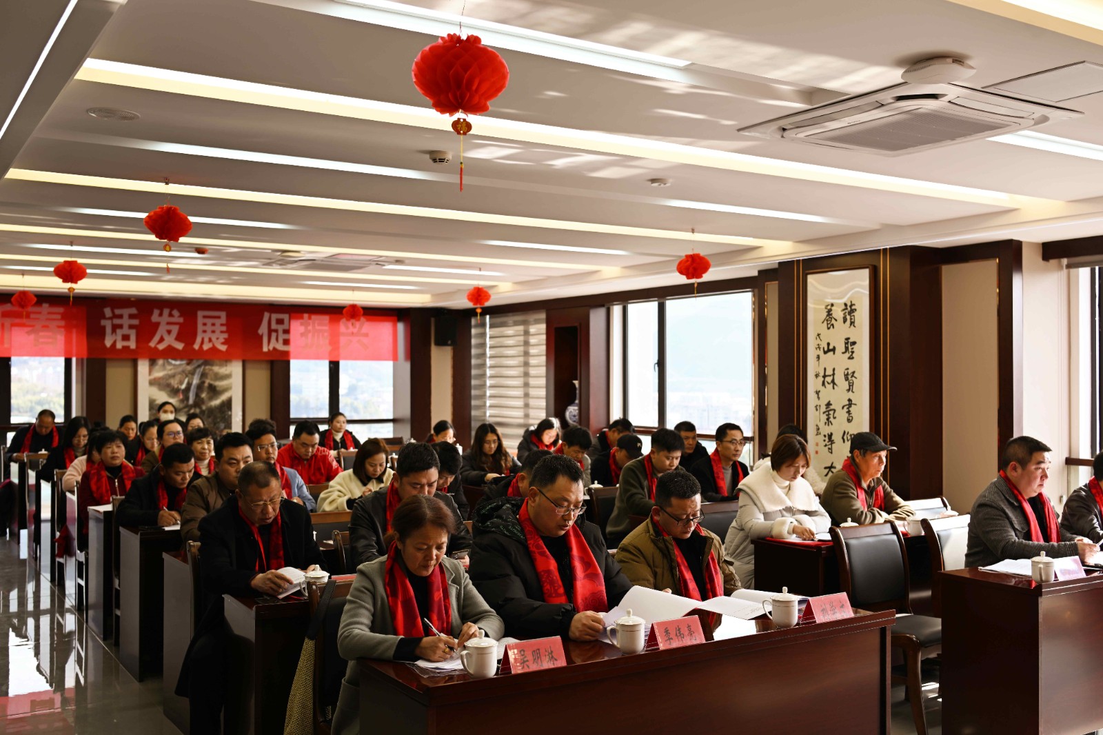 喜報！易順建工集團有限公司李易順董事長連任松源街道商會第二屆會長