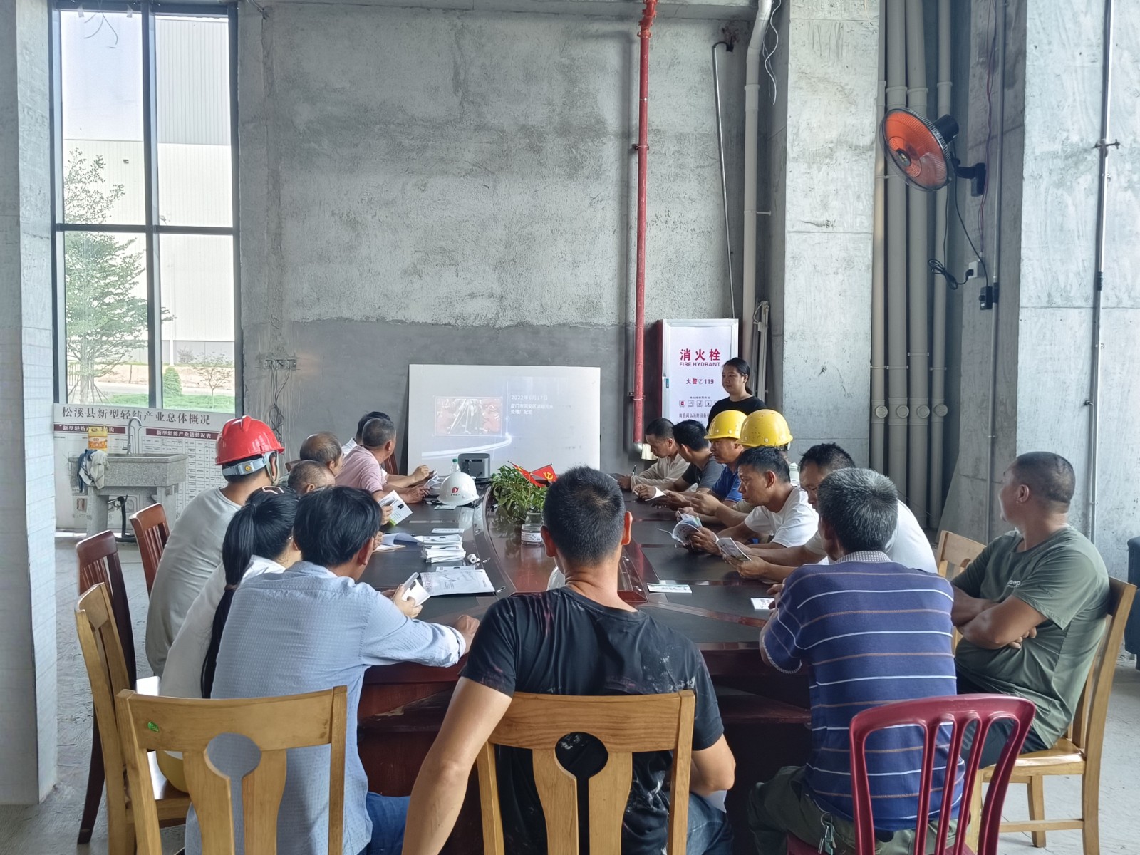 強(qiáng)化工傷預(yù)防培訓(xùn)，織密安全防護(hù)網(wǎng)